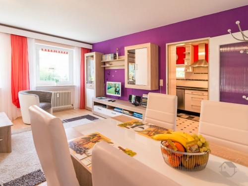 Superior One-Bedroom Apartment