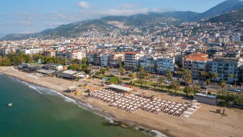 Cimen Hotel - image 7