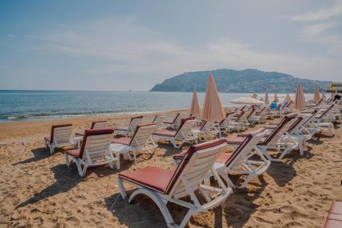 Cimen Hotel - image 11