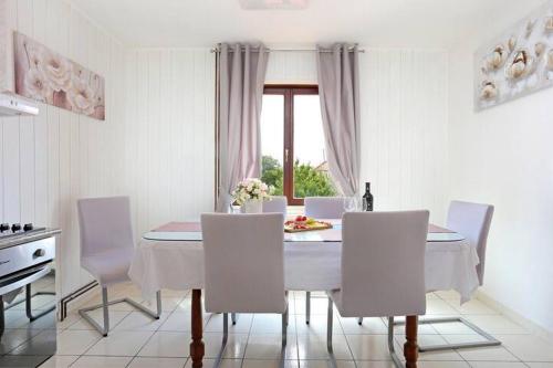 Ételek és italok, Holiday home Mons Aureus in Split – Szupetar