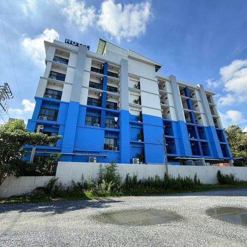 BAAN PAKNAM HOTEL in Samut Prakan