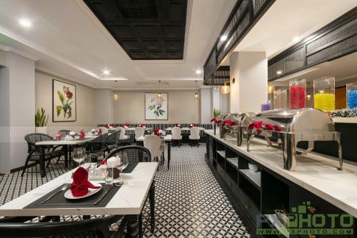 Paradise Grand Center Hanoi Hotel - 레스토랑