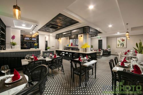 Paradise Grand Center Hanoi Hotel - 레스토랑