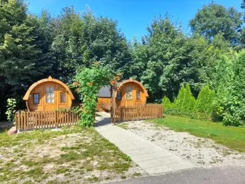 Schlaffass-Camping Gutshof Donauried in Günzburg, Deutschland