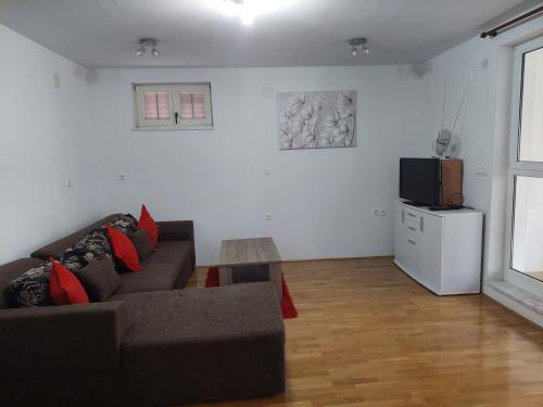 Two-Bedroom Standard Apartment image 4