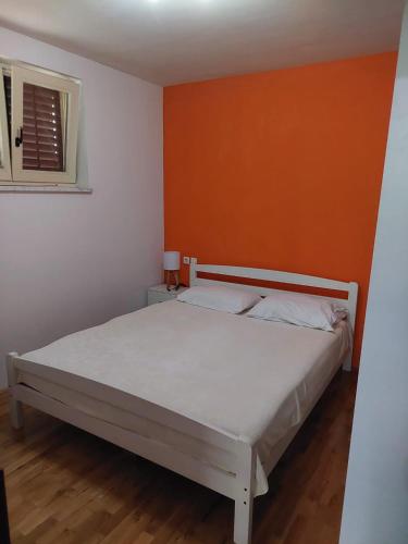 Two-Bedroom Standard Apartment image 1