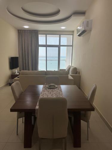 Зручності, Marine Beach Apartment in Манама