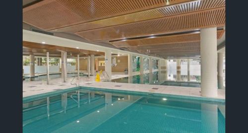 Bazen, Luxury unit near to Sydney CBD and Airport 2b2b1p in Waterloo