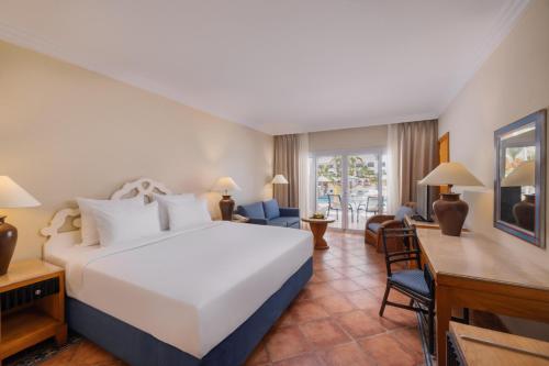 Deluxe, Queen or Twin Room Pool View room in JAZ Sharm Dreams