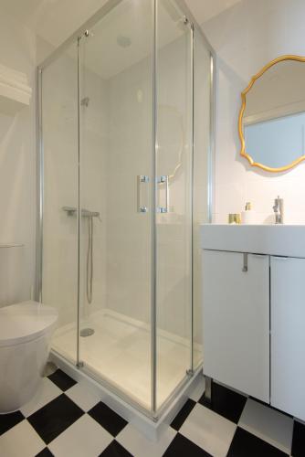 حمام, CASASUPERTUBOS - Apart 9 in Peniche City Center in Peniche City Center