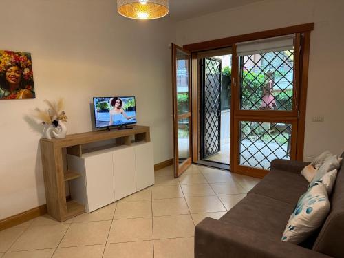 Rome Giardino Segreto Holiday Home with private parking, Rzym (zdjęcie 7)