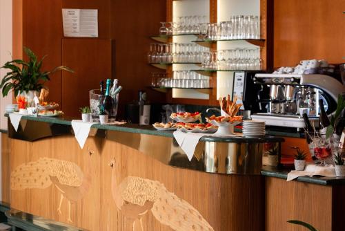 PHI Hotel Astoria - image 9
