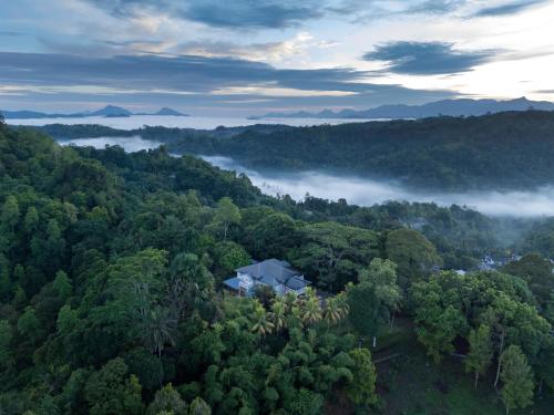 . Mount Frenion Manor by Seven Angels Kandy