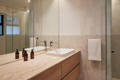 Xenia Signature Collection by Totalstay - image 13