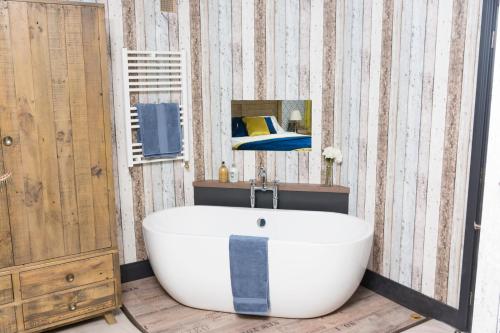 Fürdőszoba, Mill Rythe Coastal Village in Havant