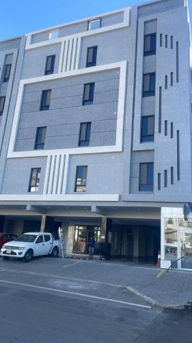 شقة فاخرة المنار خلف الياسمين مول in Al Manar