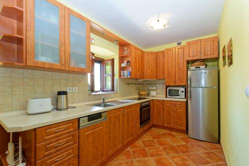Holiday House Harmony by Rent Istria in Radmani