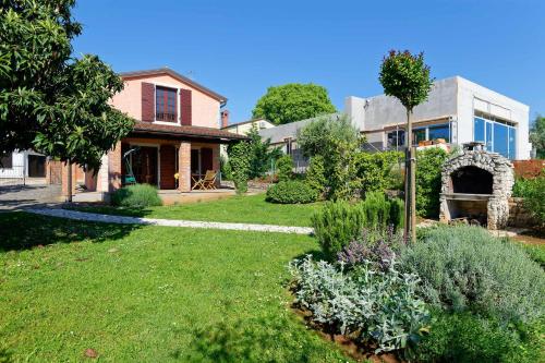 Viesnīcas āriene, Holiday House Harmony by Rent Istria in Radmani