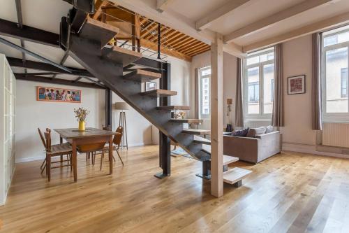 Le Tisserand - Superbe Canut pentes Croix Rousse, Lyon (photo 6)