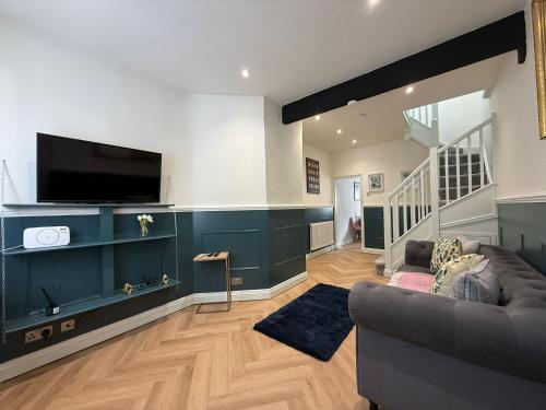 Charming cottage in WINDSOR - WALK TO CASTLE &SHOPS! - By Tempstay, Windsor (Foto 3)