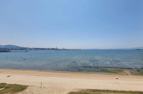 Apartment - Sleeps 6 - Pet Friendly - Seaside, Vilagarcia de Arousa (fotografie 4)