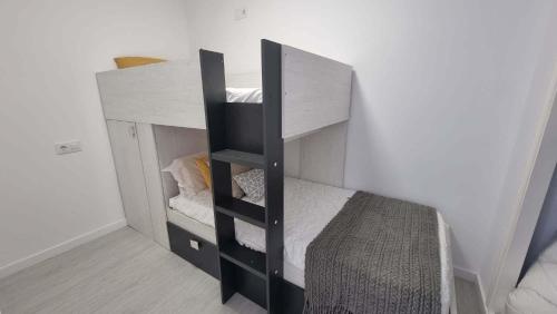 Apartment - Sleeps 6 - Pet Friendly - Seaside, Vilagarcia de Arousa (fotografie 5)