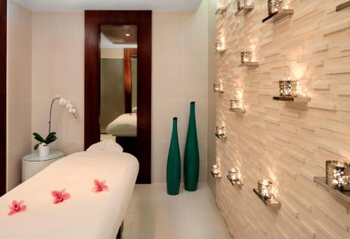 Pullman Dubai Creek City Centre Residences - image 40