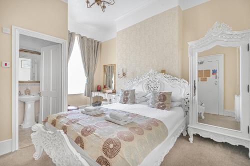 Summerlands Guest House - image 10