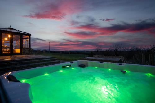 Glan Morfa Lodge Retreat in ชังกัฟโฟ