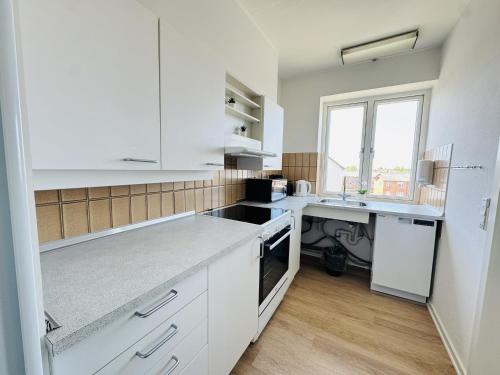 주방, aday - Lodsejervej Suite 1 in 라네르스 시티 센터