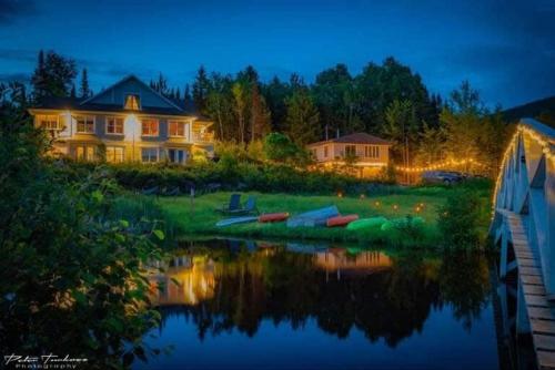 Detente Nature bord de Lac #4 - Spa Sauna & Foyer in Ste Brigitte De Laval (QC)