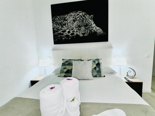 Oshun Cinco Torres Suites - image 9
