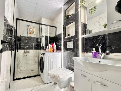 Modern House & Best Location & Oldtown 10 min, Antalya (photo 9)