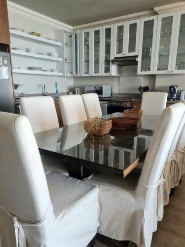 Apartment image 10
