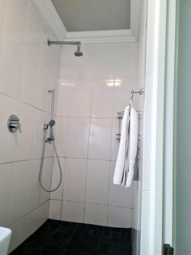 Point Village Accommodation - Beach Club 307 - image 3