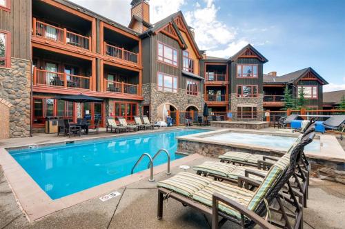 Bluesky Breckenridge Luxury 3 Bedroom Condo At Snowflake Lift