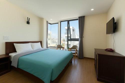 Deluxe Double Room room in Stars Central Danang