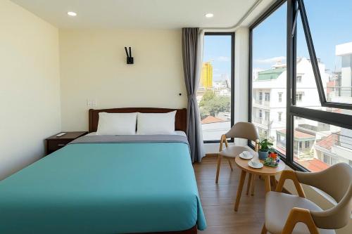 Deluxe Double Room image 4