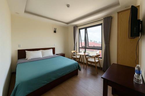 Budget Double Room image 4