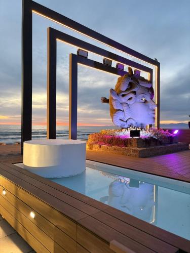 Luxury Resort 2