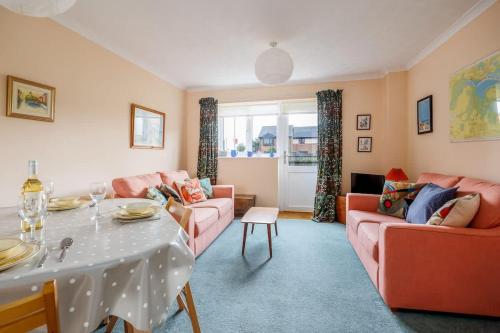 Anchorage - Quaint and Cosy Two-Bedroom House, Poole (foto 4)