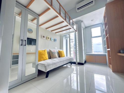 Urban Chic Studio at Amor Apartment in Pakuwon City Mall, East Surabaya by Le Ciel Hospitality in Sukulilo