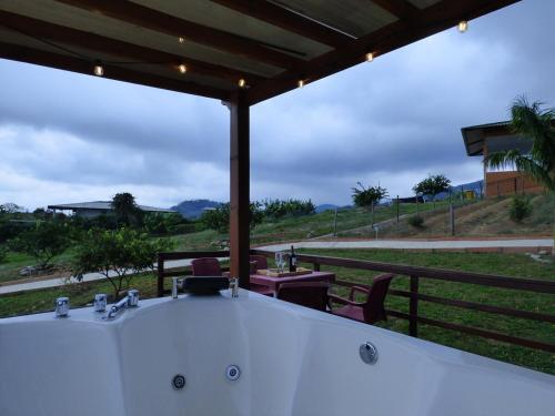 Nido Acacias Cabaña espectacular Colibrí (Nido Acacias Cabana espectacular Colibri) in Acacias