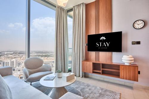 STAY BY LATINEM Luxury 1BR Holiday Home W 2709 Near Burj Khalifa, Dubai (Foto 3)