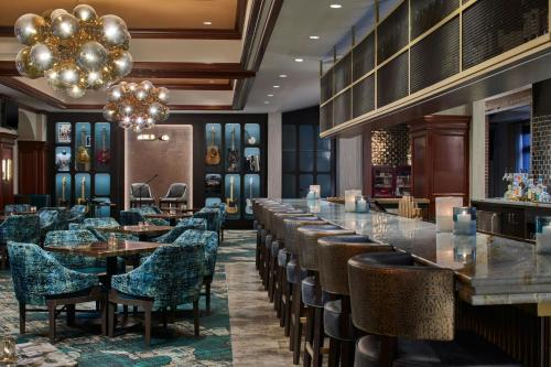 酒吧/高級酒吧, Renaissance Shoals Resort & Spa in 阿拉巴馬弗洛倫斯 (AL)