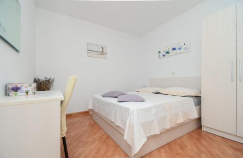 One-Bedroom Apartment - Ground Floor image 6