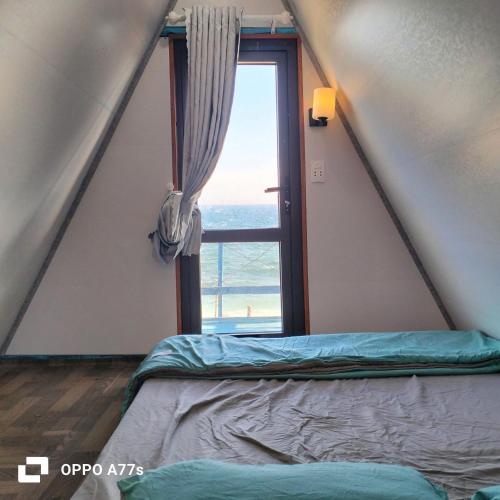 Bungalow - Beach Front