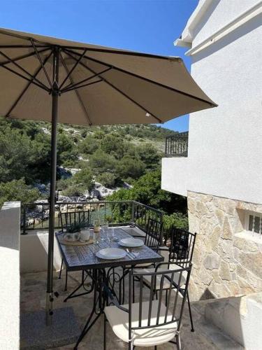 Apkārtne, Lewina Beach House Private Cove on Kornati Island in Žut