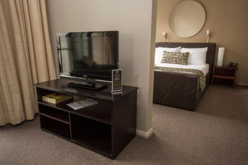 Clarendon Hotel – Newcastle, VA