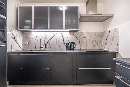 Deluxe Suite image 4